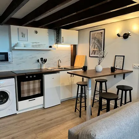 Apartamento Le Petit Jardin, Proche Gare, Hyper Centre Cambrai